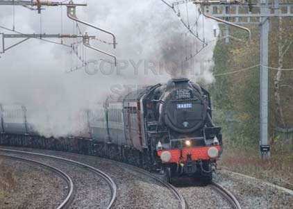 Purchase photo of 44871 Black Five at Aldermaston