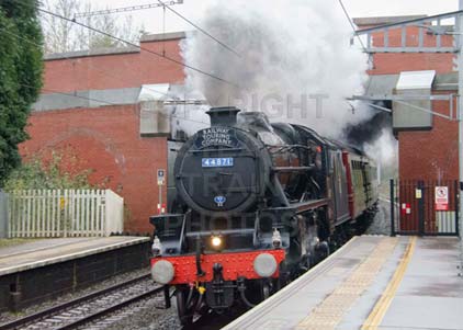 Purchase photo of 44871 Black Five at Aldermaston