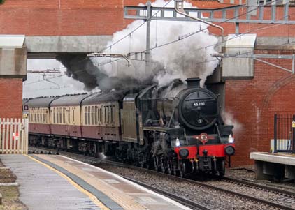 Purchase photo of 45231 SHERWOOD FORESTER at Aldermaston