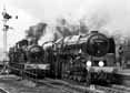 Photograph of EARL OF BERKELEY - 9017 EARL OF BERKELEY &  92212 9F at Mid Hants Railway on 27/03/11