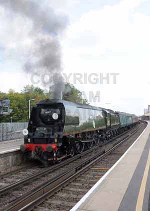 Purchase photo of 34067 TANGMERE at Basingstoke