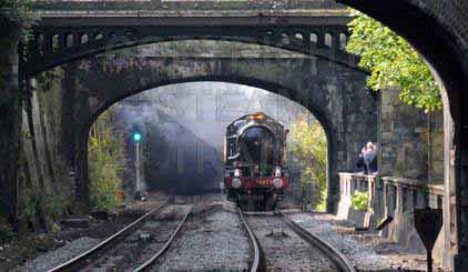 Purchase posters of 5029 NUNNEY CASTLE
