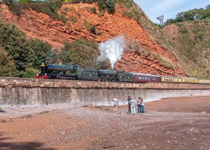 Purchase photo of 7029 CLUN CASTLE &  45596 BAHAMAS at Dawlish