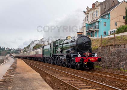 Purchase photo of 5029 NUNNEY CASTLE at Dawlish