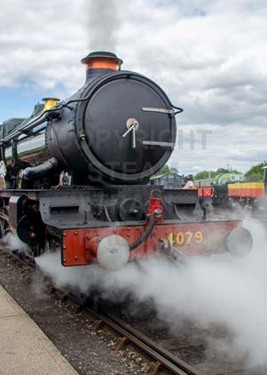 Purchase photo of 4079 PENDENNIS CASTLE at Didcot