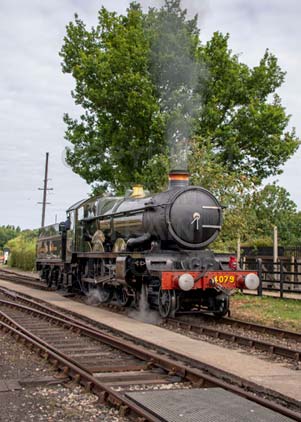 Purchase photo of 4079 PENDENNIS CASTLE at Didcot