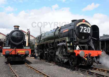 Purchase photo of 6998 BURTON AGNES HALL &  70000 BRITANNIA at Didcot