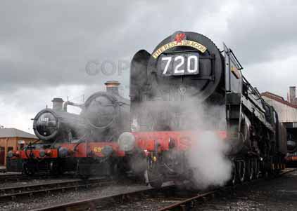 Purchase photo of 70000 BRITANNIA at Didcot