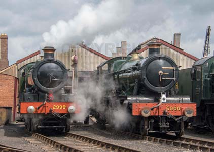 Purchase photo of 2999 LADY OF LEGEND &  5900 HINDERTON HALL at Didcot