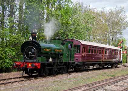 Purchase photo of 813 0-6-0 at Didcot
