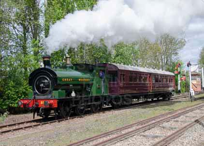 Purchase photo of 813 0-6-0 at Didcot