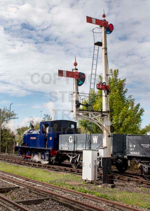 Purchase photo of 2409 KING GEORGE at Didcot