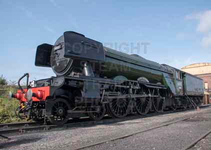 Purchase photo of 60103 FLYING SCOTSMAN at Didcot