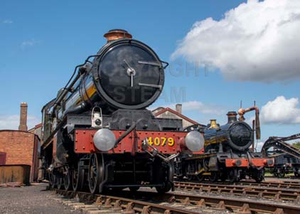 Purchase photo of 4079 PENDENNIS CASTLE &  5322 2-6-0 Tender Locomotive at Didcot