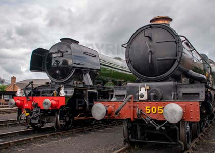 Purchase photo of 60103 FLYING SCOTSMAN &  5051 DRYSLLWYN CASTLE at Didcot