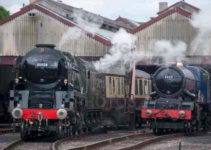 Purchase photo of 35028 CLAN LINE &  6023 KING EDWARD II at Didcot