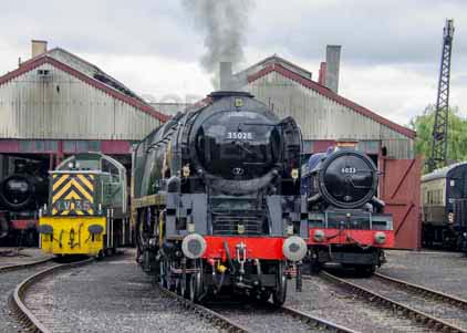 Purchase photo of 35028 CLAN LINE &  6023 KING EDWARD II at Didcot