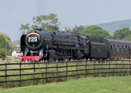 Purchase photo of 70013 OLIVER CROMWELL at Gloucestershire Warwickshire Railway