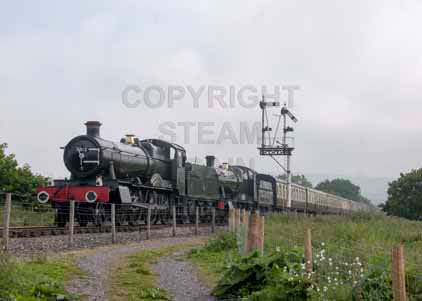Purchase photo of 7812 EARLESTOKE MANOR &  2807 2800 at Gloucestershire Warwickshire Railway
