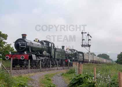 Purchase photo of 7812 EARLESTOKE MANOR &  2807 2800 at Gloucestershire Warwickshire Railway
