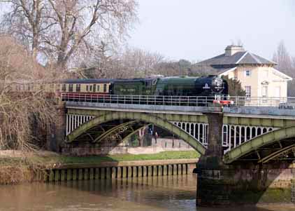 Purchase photo of 60163 TORNADO at London - Richmond