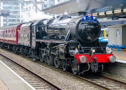 Purchase photo of 44932 Black Five at Reading