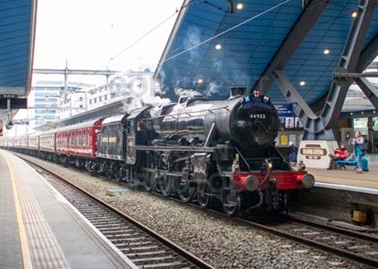 Purchase photo of 44932 Black Five at Reading