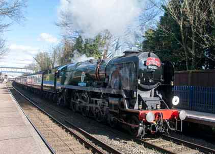 Purchase photo of 34052 LORD DOWDING (BRAUNTON) at Reading West