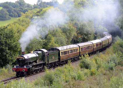 Purchase photo of 4936 KINLET HALL at Severn Valley Railway