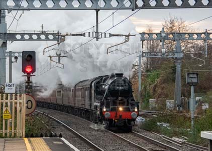 Purchase photo of 44871 Black Five at Tilehurst