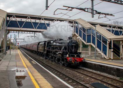 Purchase photo of 44871 Black Five at Tilehurst
