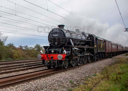 Purchase photo of 44871 Black Five at Tilehurst