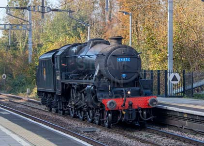 Purchase photo of 44871 Black Five at Tilehurst