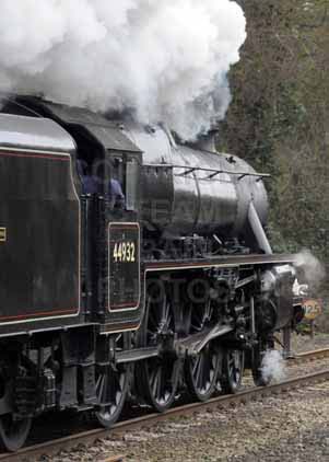Purchase photo of 44932 Black Five at Tilehurst