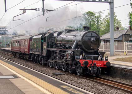 Purchase photo of 45212 Black Five at Tilehurst
