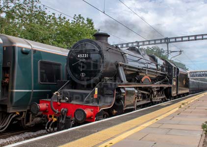 Purchase photo of 45231 SHERWOOD FORESTER at Tilehurst