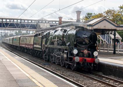 Purchase photo of 34046 BRAUNTON at Tilehurst