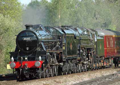 Purchase photo of 45305 ALDERMAN A E DRAPER &  70013 OLIVER CROMWELL at Tilehurst