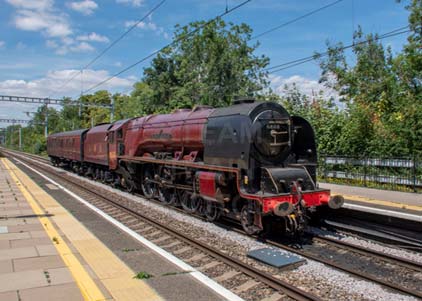 Purchase photo of 46233 DUCHESS OF SUTHERLAND at Tilehurst