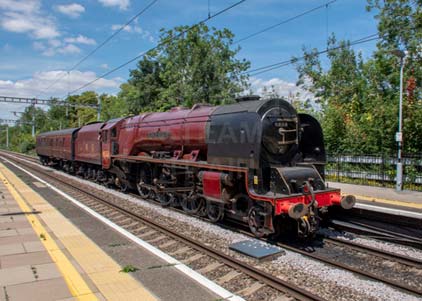Purchase photo of 46233 DUCHESS OF SUTHERLAND at Tilehurst