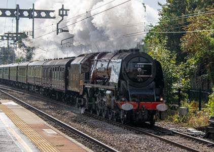 Purchase photo of 46233 DUCHESS OF SUTHERLAND at Tilehurst