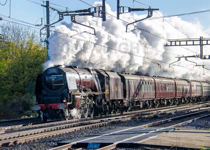 Purchase photo of 46233 DUCHESS OF SUTHERLAND at Tilehurst