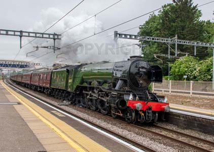 Purchase photo of 60103 FLYING SCOTSMAN at Tilehurst