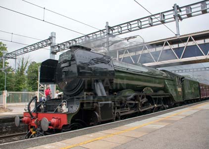 Purchase photo of 60103 FLYING SCOTSMAN at Tilehurst
