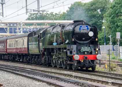 Purchase photo of 34052 LORD DOWDING (BRAUNTON) at Tilehurst