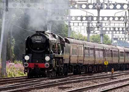 Purchase photo of 34052 LORD DOWDING (BRAUNTON) at Tilehurst
