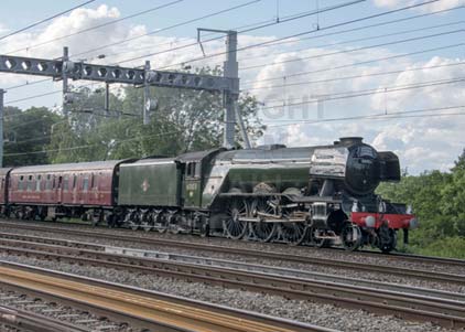 Purchase photo of 60103 FLYING SCOTSMAN at Tilehurst