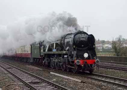 Purchase photo of 34052 LORD DOWDING (BRAUNTON) at Twyford