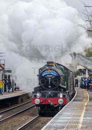 Purchase photo of 7029 CLUN CASTLE at Whitchurch